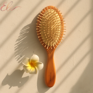 Embrace your natural hair textures tips. Moisturizing, air-drying, protective styles, and choosing right products. Boost confidence and hair health. Hair , natural hair textures tips , Summer hair care , Winter hair care , Humidity proof hair , Quick hairstyles easy , Detangle natural hair  , Low porosity tips , DIY hair treatments , Clarify natural hair.